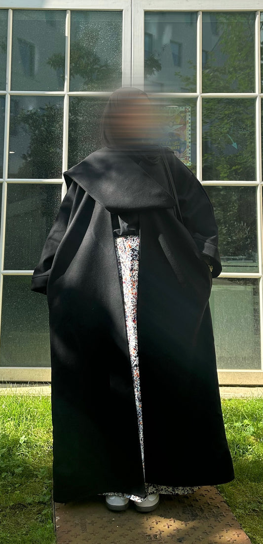 LE MANTEAU